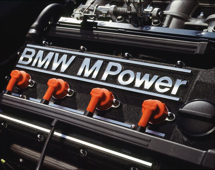  BMW M3 Coupe 1987 года  (фото 9 из 12)